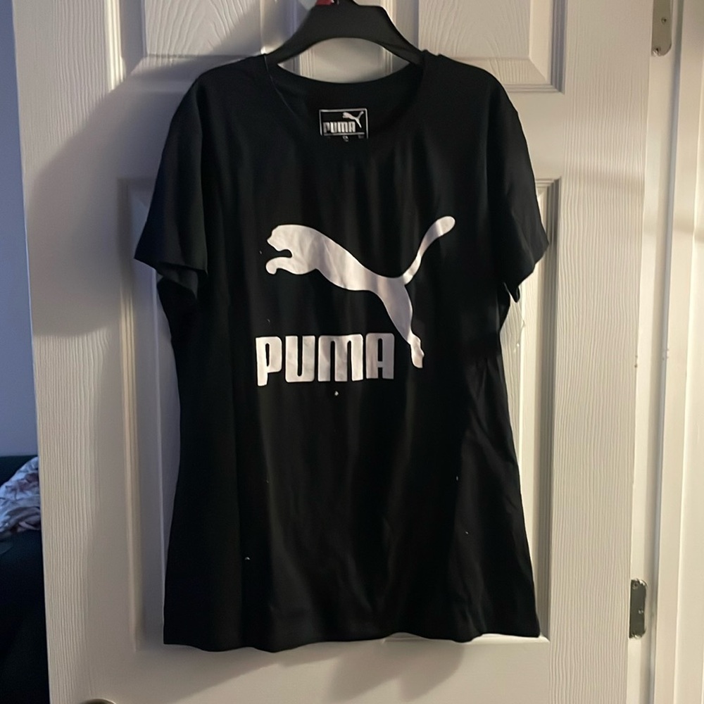 PUMA Women's Black Logo Tee